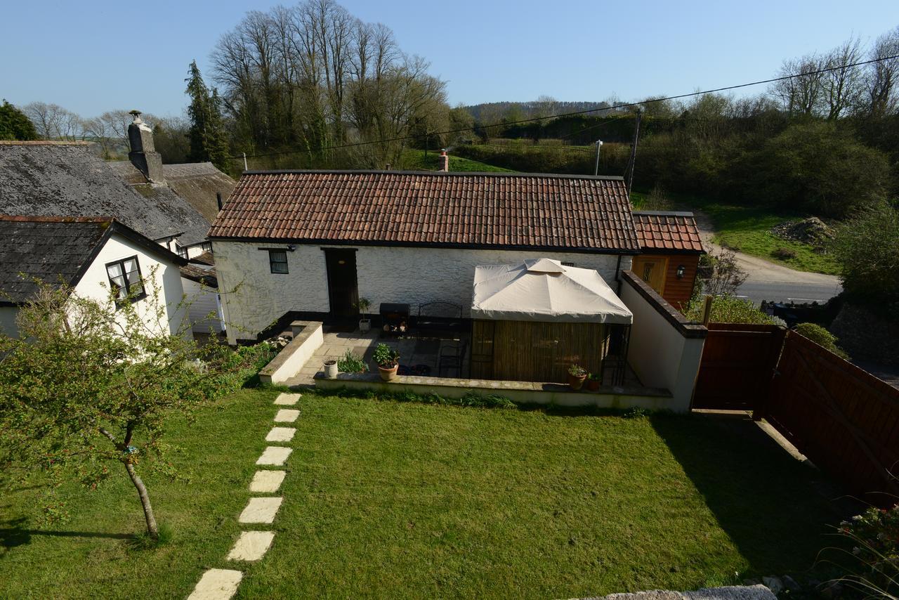Rose Farm Bed & Breakfast Honiton Exterior photo
